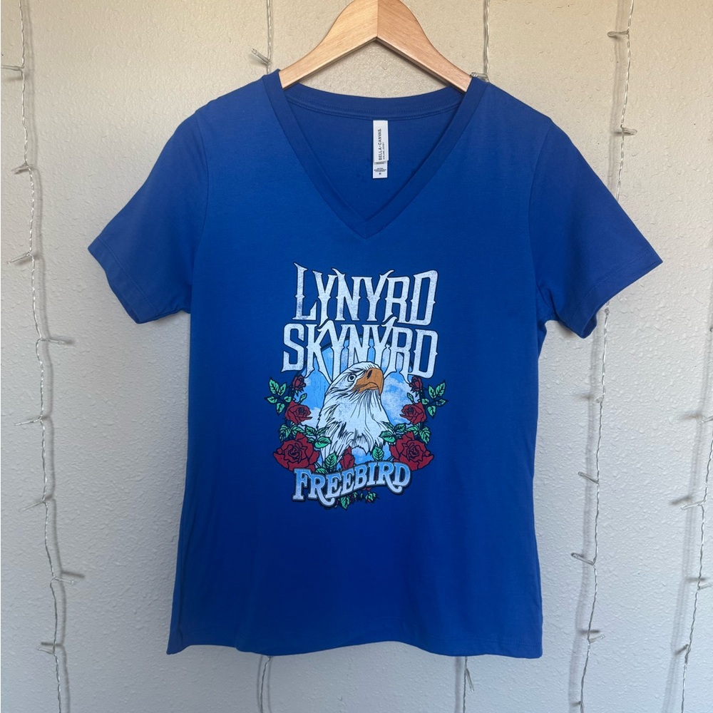Lynyrd Skynyrd Blue Graphic V-Neck T-Shirt